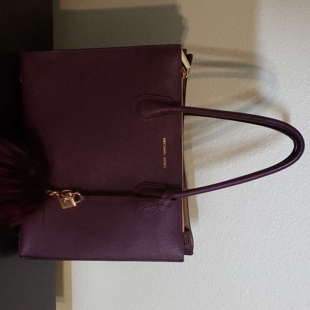 Authentic Micheal Kors handbag